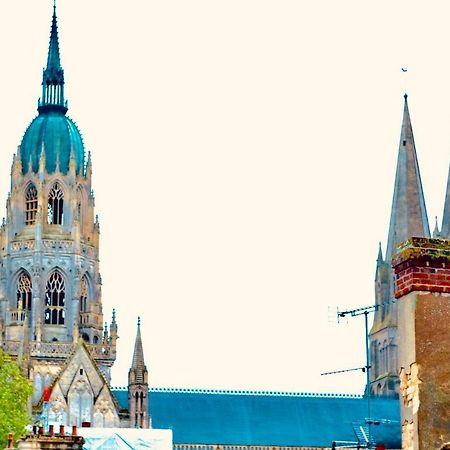 City Affaire : Bayeux Omaha Bagian luar foto